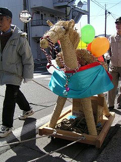 060304_1329_わら馬パレード（小諸市）