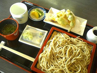 090404_1149_こねこねハウス５周年記念セットメニュー（安曇野市）