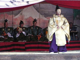 090429_1355_根神社の式三番叟（佐久市望月）