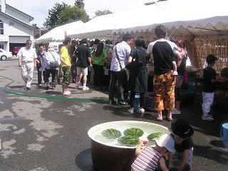 090808_1320_すいか祭り（波田町）