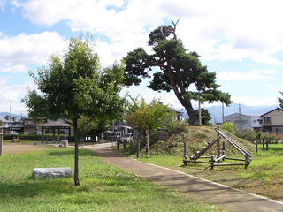 090913_1018_稲積一里塚（長野市）