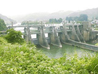 020616_1255_西大滝ダム（飯山市）