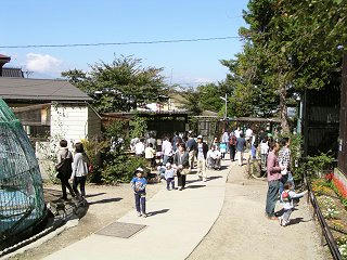 091012_1136_秋の動物園まつり（須坂市）