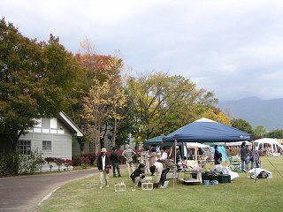 091017_1343_第８回クラフトピクニック（松本市）