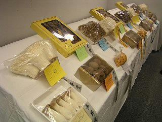 091024_1027_２００９長野まるごと秋祭り・第３２回信州きのこ祭り（長野市）