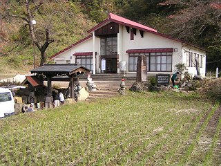 091101_1031_龍興寺清水（木島平村）