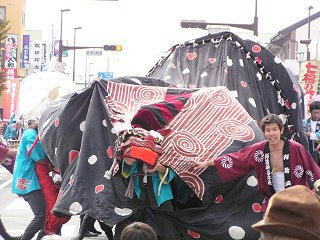 091025_1226_2_第２回南信州獅子舞フェス・阿島獅子青年（飯田市）