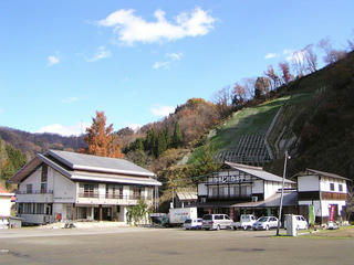 091115_1143_富倉の富倉ふるさとセンター・かじか亭（飯山市）