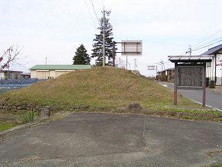 091122_1227_本郷大塚古墳（須坂市）