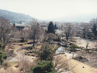 10_高島城天守閣から茅野方面（諏訪市）