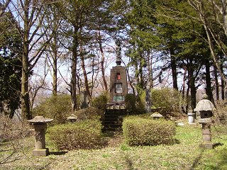 100425_1044_矢筒城跡（飯綱町）