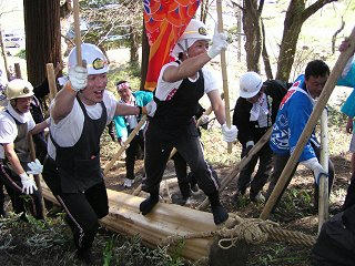 100503_1340_健御名方富命彦神別神社御柱祭（飯山市）