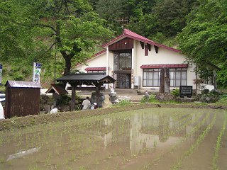 100530_1133_龍興寺清水(木島平村）