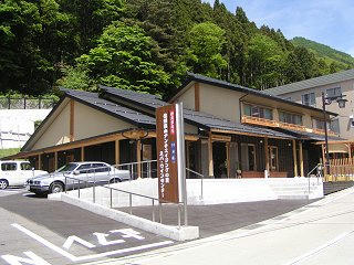 100606_1323_スパ・ワインセンター「スパイン」（高山村）