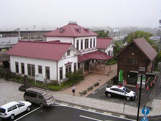 100819_1051_草軽電鉄・新軽井沢駅駅舎（軽井沢町）