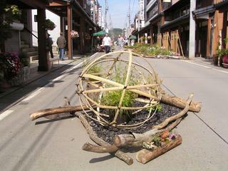 101002_1242_いいやま花フェスタ寺町花街道（飯山市）