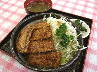 101010_1509_中央道小黒川ＰＡ（下り）の「ソースかつ丼」（伊那市）