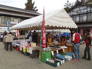 101114_1331_新そばまつり とみくら市（飯山市）