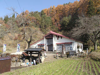 101121_1142_龍興寺清水（木島平村）