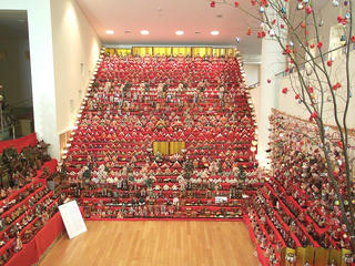 100129_1222_三十段飾り 千体の雛祭り（須坂市）