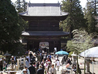 110417_1351_第１２回境内アート小布施×苗市（小布施町）