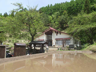 110515_1216_龍興寺清水（木島平村）