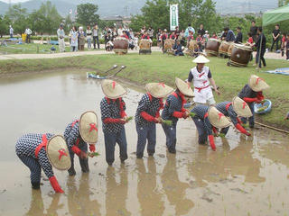 110612_1355_第１９回科野のムラお田植まつり（千曲市）