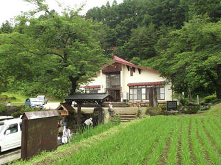 110626_1108_龍興寺清水（木島平村）