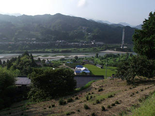 110816_0737_阿南町から見た下伊那郡泰阜村（阿南町）