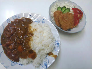 110830_2204_仮住まいの晩ごはん