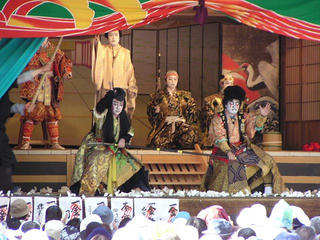 030503_0107_大鹿歌舞伎春の定期公演「六千両後日文章 重忠館の段」（大鹿村）