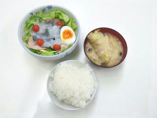 120411_2137_仮住まいの晩ごはん