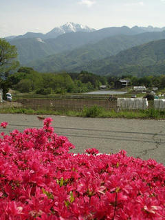 120519_1429_北杜市から望む甲斐駒ケ岳（山梨県北杜市）