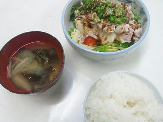 120807_2150_仮住まいの晩ごはん