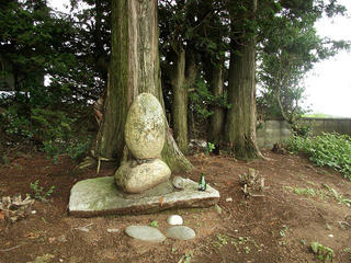 120721_1213_漂白の俳人・井上井月の墓（伊那市）