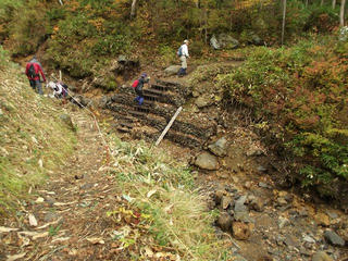 121007_1236_本白根山登山・下山道（群馬県）