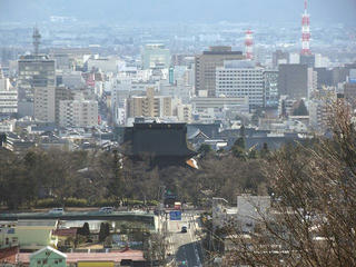 130101_1410_3_雲上殿から撮影した１日午後の善光寺界隈（長野市）