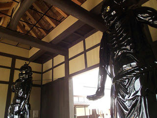 130526_1132_善光寺旧仁王像（飯山市）