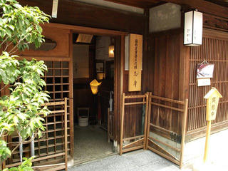 130713_1230_ひがし茶屋街・国指定重要文化財「志摩」（石川県金沢市）