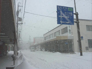 140208_1150_大雪に見舞われた駒ヶ根市内の様子（駒ヶ根市）