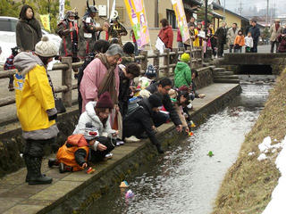 140302_1118_第１２回松代でひなまつり・流しびな（長野市）