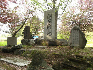 140503_1540_月不見の池（新潟県糸魚川市）