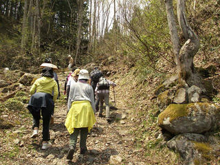 140503_1147_第３５回信州千国街道 塩の道まつり・親坂（小谷村）