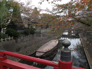 111103_1456_「奥の細道・むすびの地」船町港跡と住吉燈台（岐阜県大垣市）
