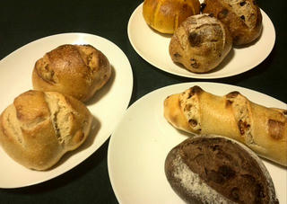 141120_2042_てんねんこうぼのぱんやさん きなり（飯綱町）