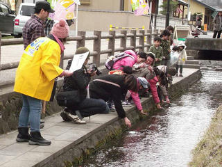150301_1108_第１３回松代でひなまつり・流しびな（長野市）