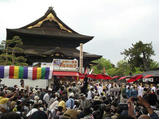 150509_1059_善光寺御開帳・中日庭儀大法要（長野市）