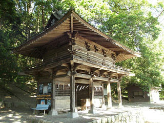 150530_0748_武田八幡神社・総門（山梨県韮崎市）