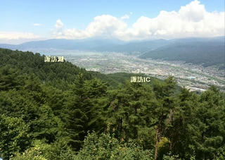 150728_1150_杖突峠から望む諏訪湖（茅野市）