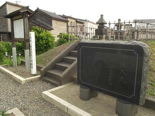 150523_1753_安寿と厨子王の供養塔（新潟県上越市）